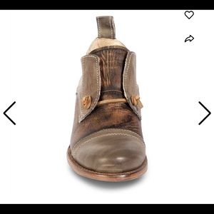 Freebird Mabel size 8. Tried on but never worn. No box